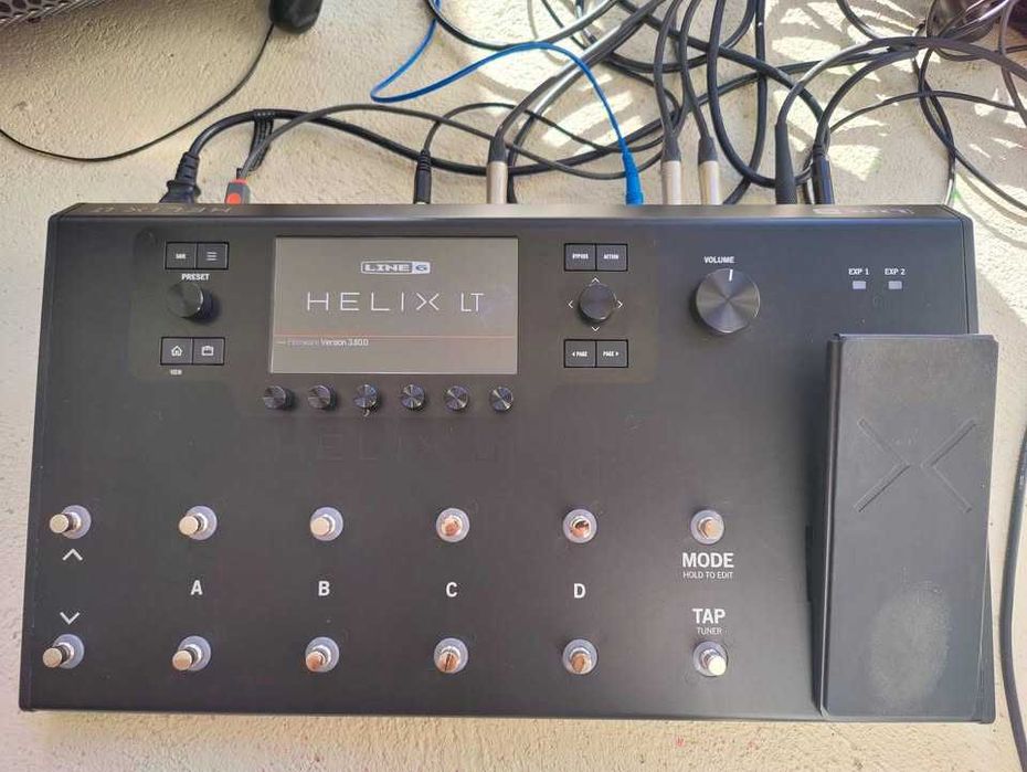 Line 6 Helix LT + Saco Gator - Pedaleira Multiefeitos Impecável