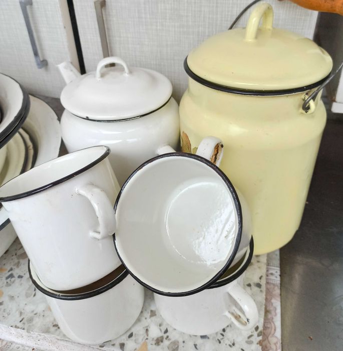 Набор эмалированной посуды, 21 предмет