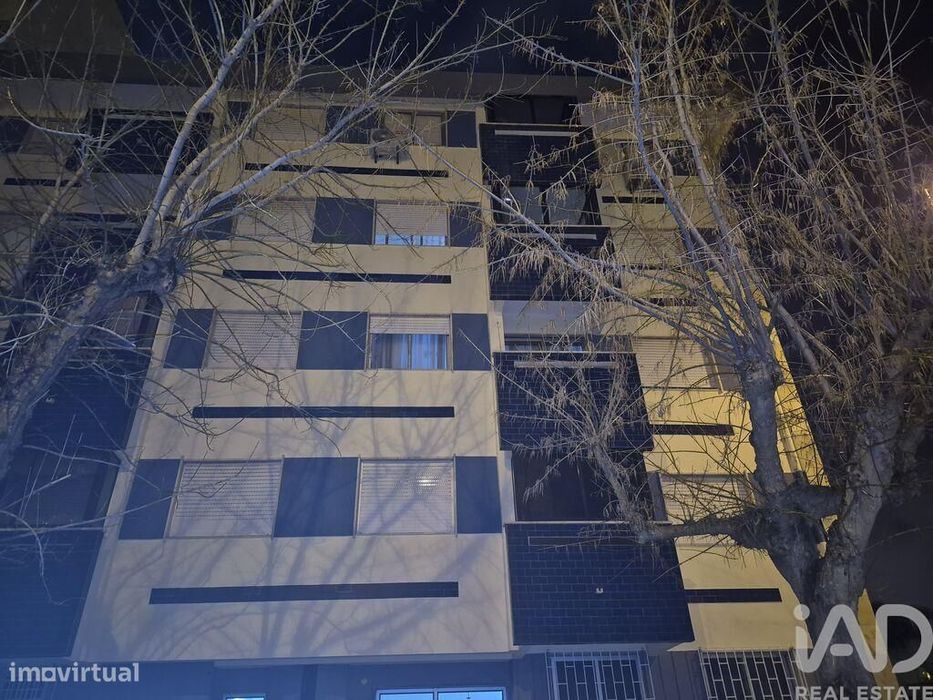 Apartamento T3 em Almada, Cova da Piedade, Pragal e Cacilhas de 93 m2