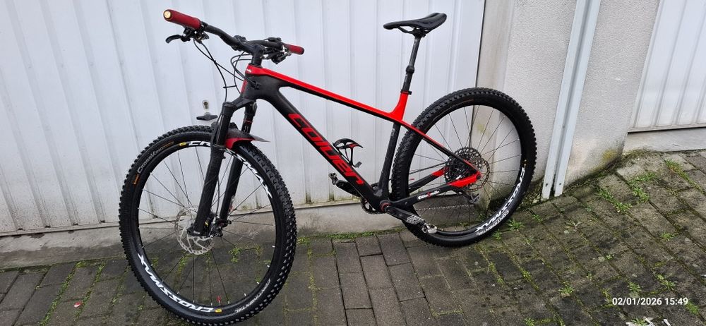 Coluer revers  carbon 29