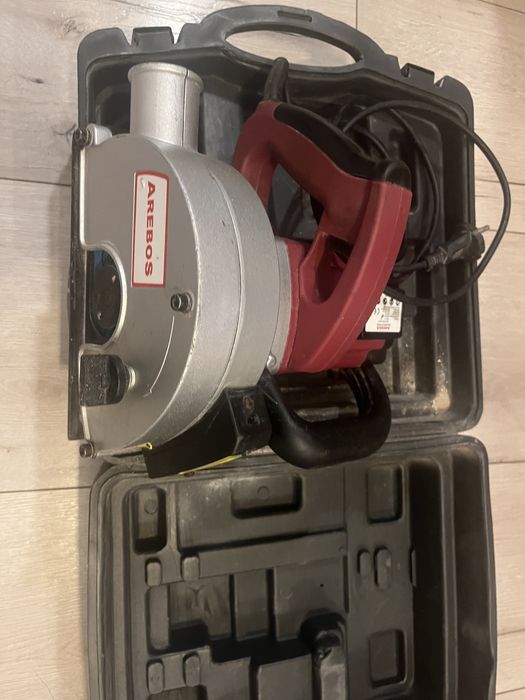 Bruzdowinica AREBOS 1700 vat