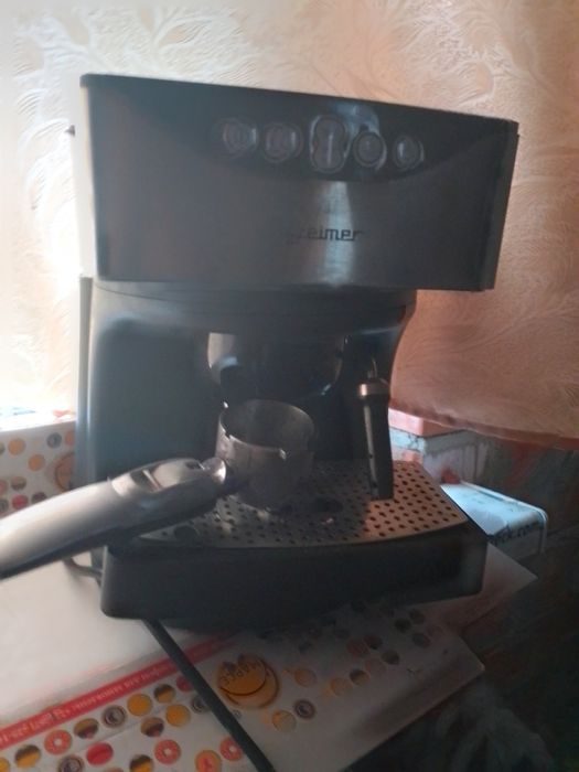 Продається кавоварка,вживана