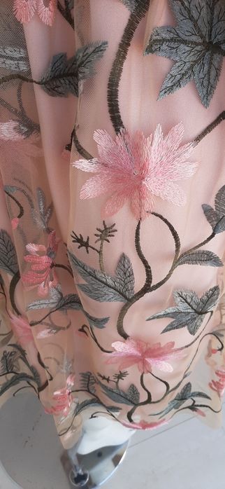 Vestido rosa cerimónia com renda NOVO