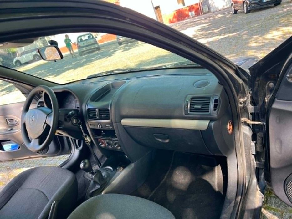 Renault clio 1.5 DCI comercial