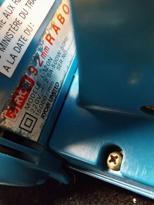 Plaina Elétrica Ryobi L-120N