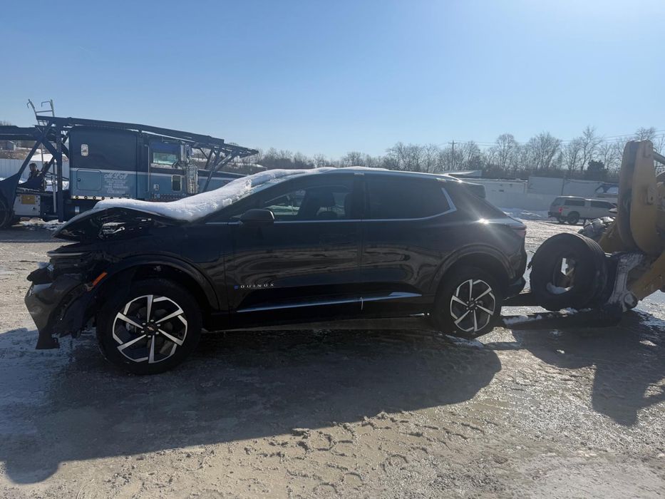 Авто на запчастини chevrolet equinox ev