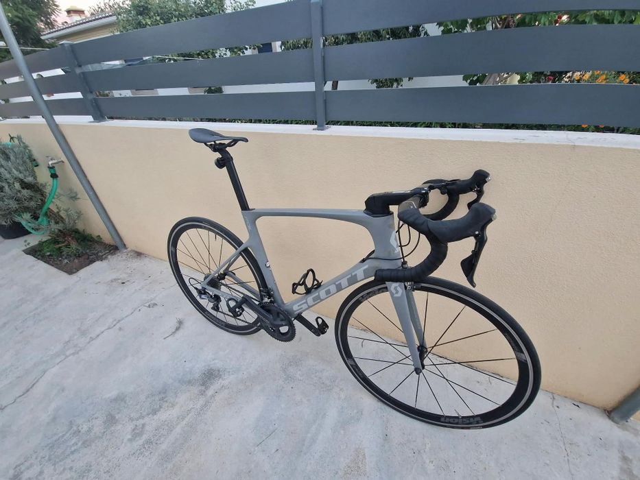 Bicicleta de estrada Scott Foil