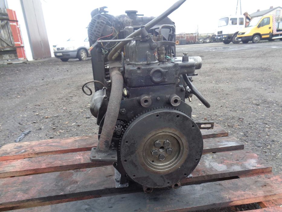 Silnik KUBOTA D850 3-cylindrowy diesel , 20KM z chłodnicą