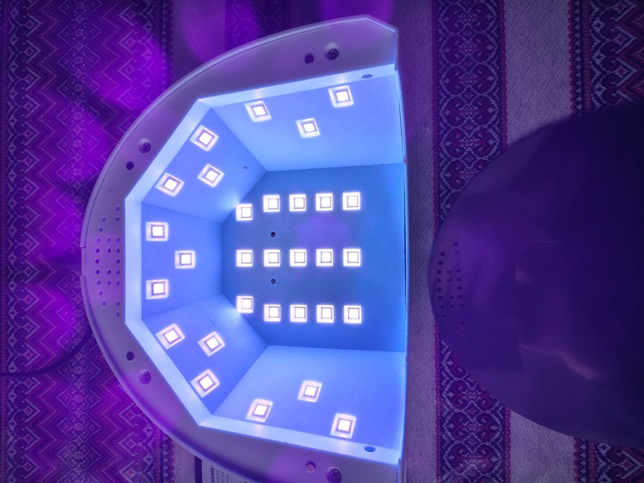 Лампа для манікюру SUNone