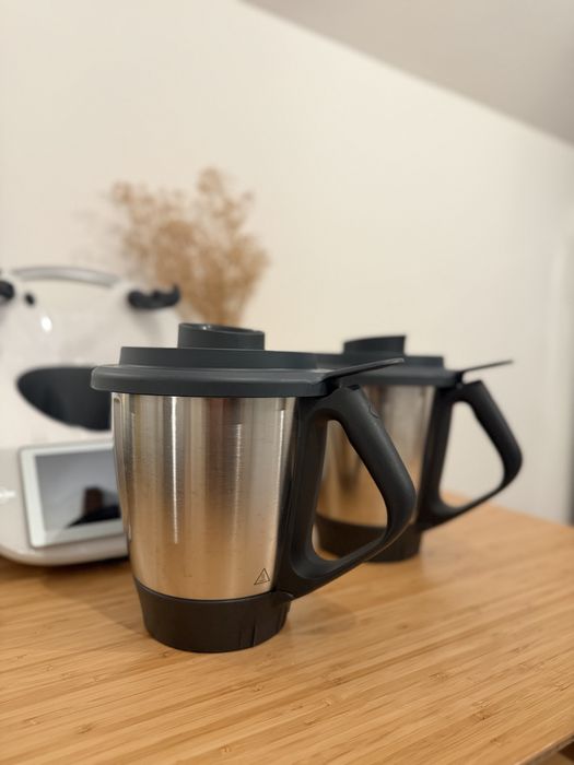 Bimby TM6 com todos os acessórios + copo extra