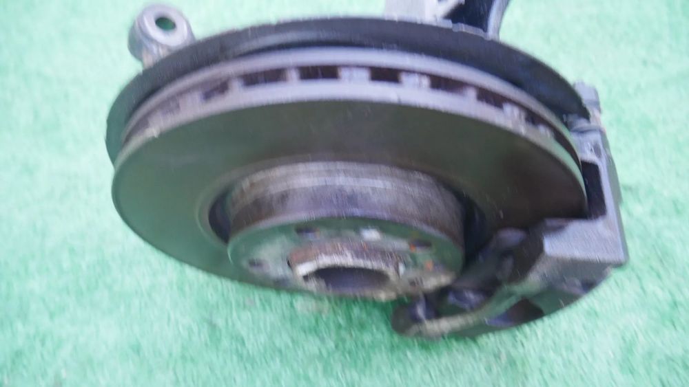 Zwrotnica Prawa Przód Zacisk Rifter Berlingo 4 IV Combo E Proace Verso