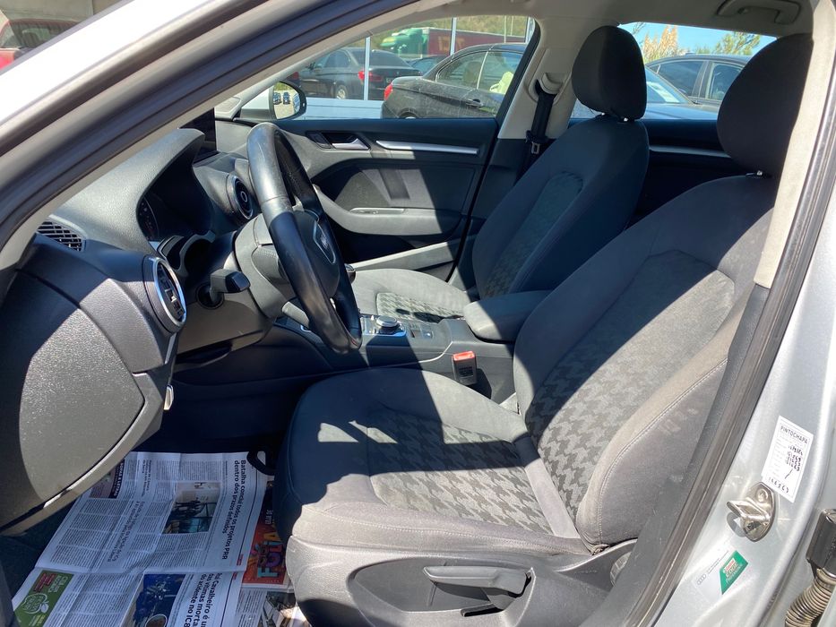 AUDI A3 1.6 TDI  162 mil kms - NACIONAL