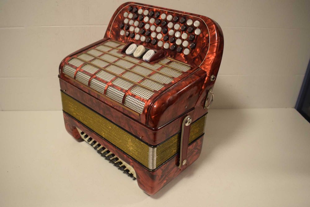 Acordeao Hohner Picolo 2 Voz. N. 165