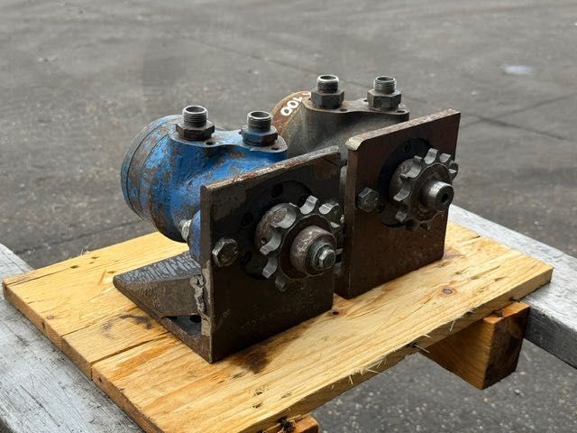 danfoss silnik hydrauliczny OMR 100 używany komplet 2 szt do wiertnicy