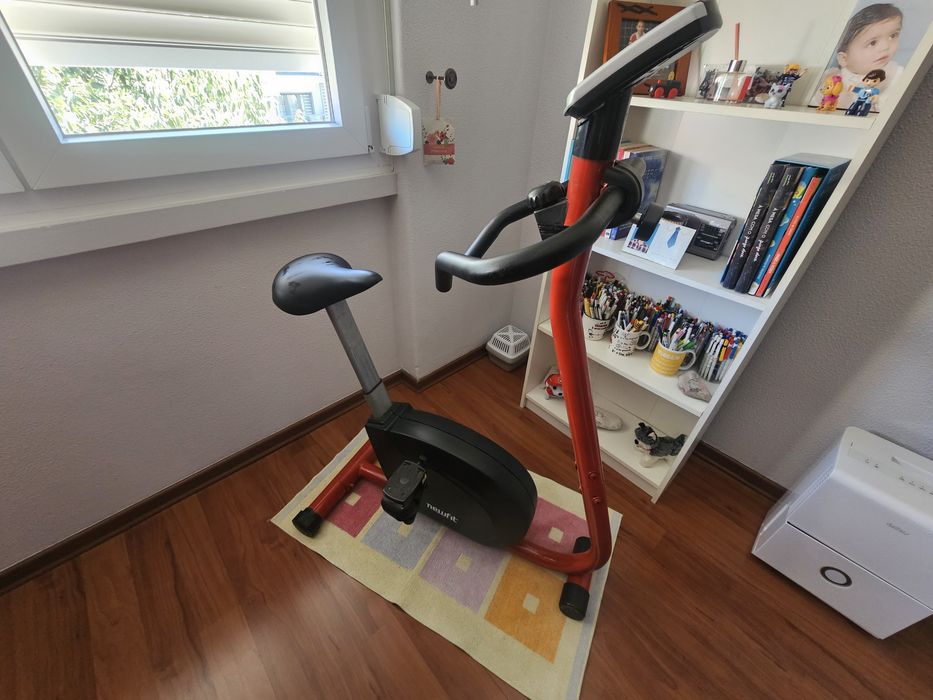 Bicicleta estática desporto