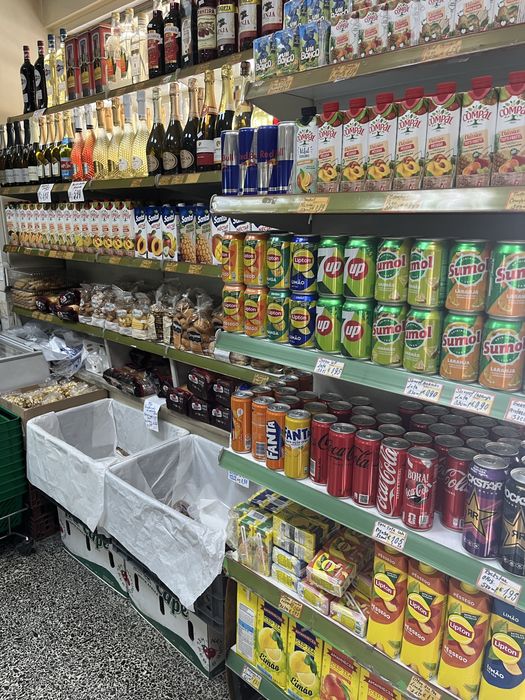 Mini mercado e frutaria