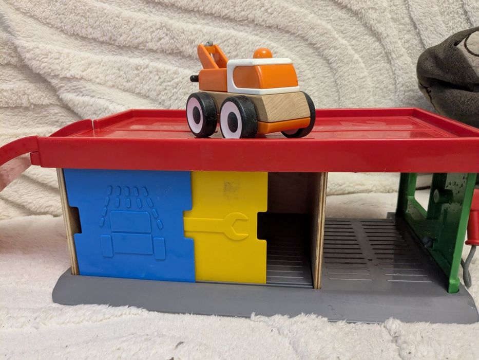 Іграшковий гараж автосервіс IKEA LILLABO (ІКЕА ЛІЛЛАБУ) з машинкою