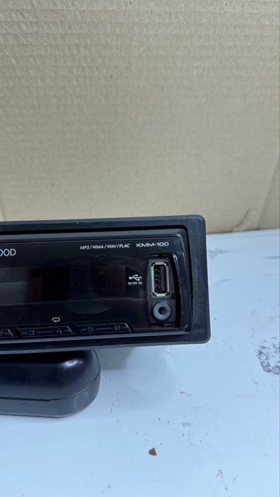 Автомагнитафон kenwood kmm-100GY