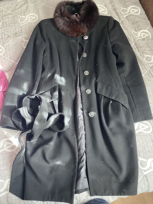 Пальто кашемір в гарному стані