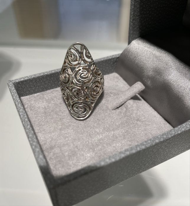 Ажурне срібне кільце