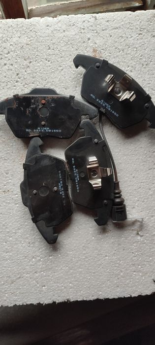 Продам тормозные колодки