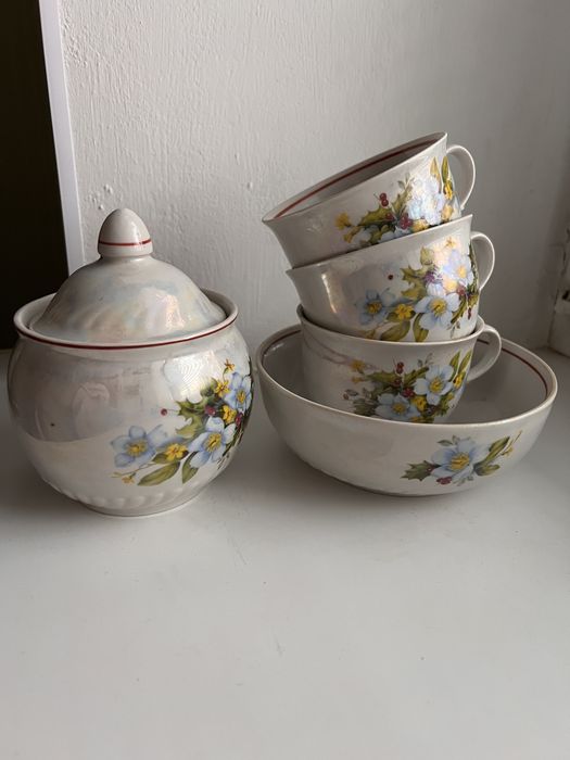 Столові сервізи. Тарілки