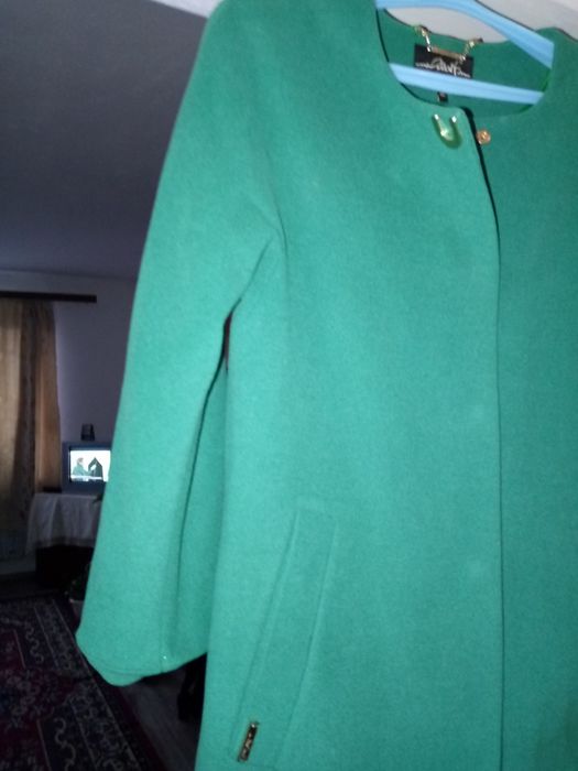 Продам весняний плащ кашемірове