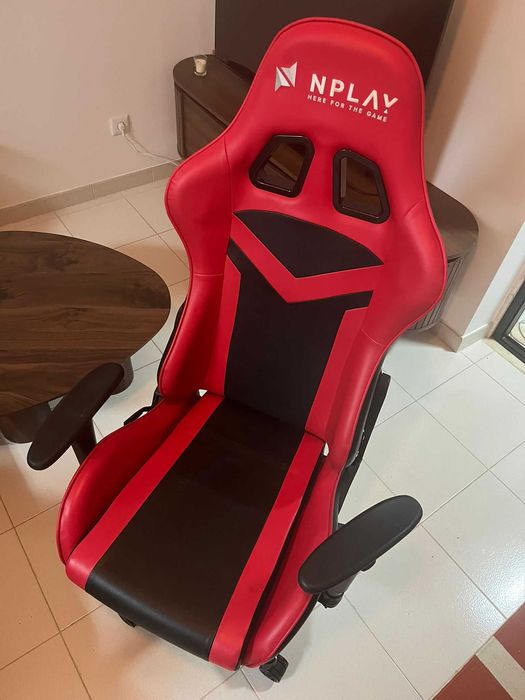 Cadeira escritório/gaming NPlay c/ almofadas de suporte