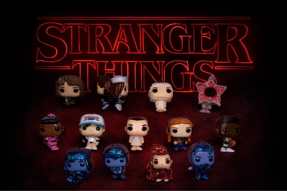 ФІГУРКИ ДИВНІ ДИВА  кіндер джой(є вкладиші)