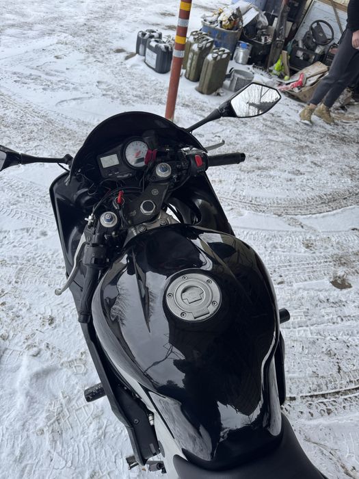 YAMAHA R6 спорт байк