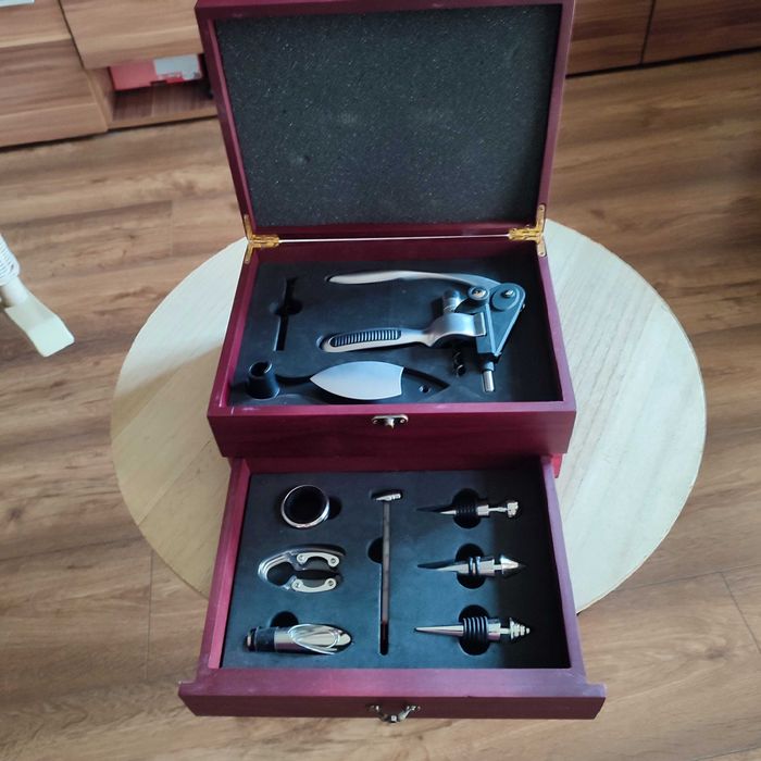 Zestaw do wina otwieracz korkociąg