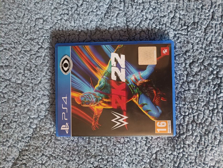 WWE 2k22 PS4 como novo