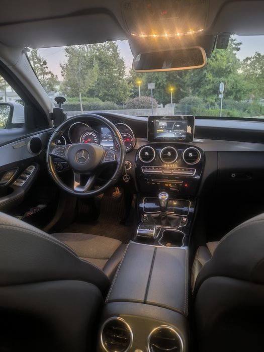 Carrinha Mercedes c220 de 2016 170cv