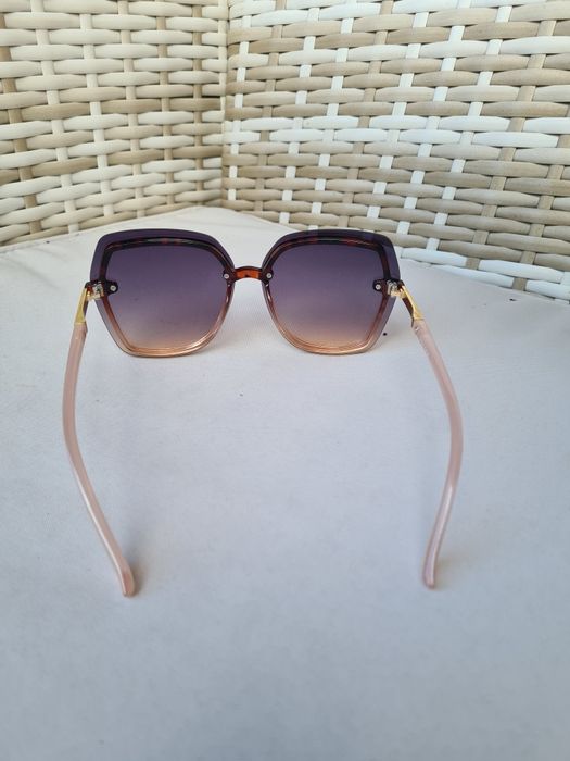 Okulary przeciwsłoneczne.