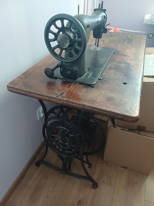 Sprzedam maszynę Singera