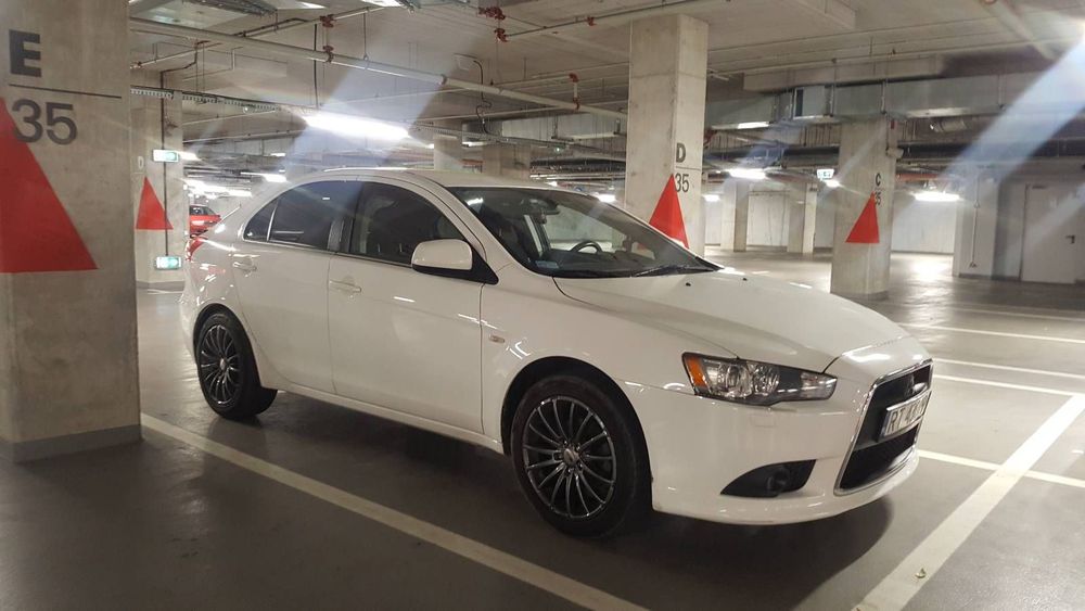 Mitsubishi Lancer