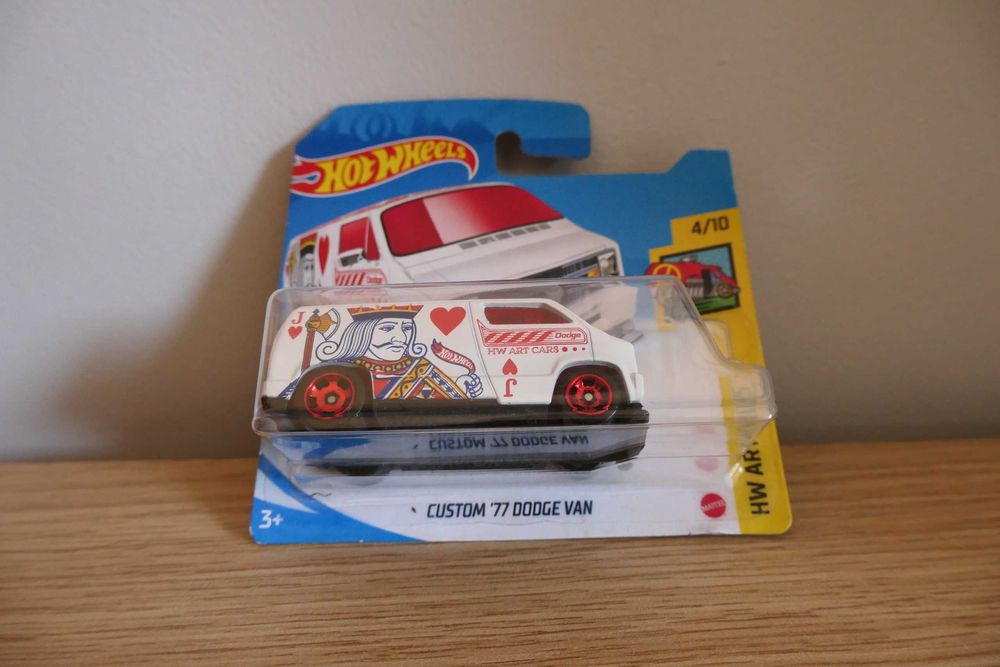 Custom '77 Dodge Van - TH Treasure Hunt - Hot Wheels