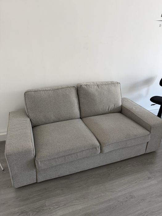 Sofá cinzento Ikea