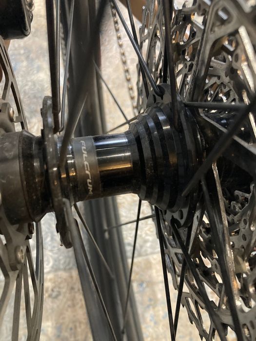 3 T Exploro roz M Rival AxS