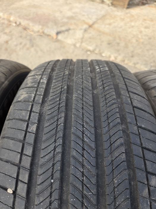 235 45 R18 98W Michelin Primacy All Season Tesla  acoustic