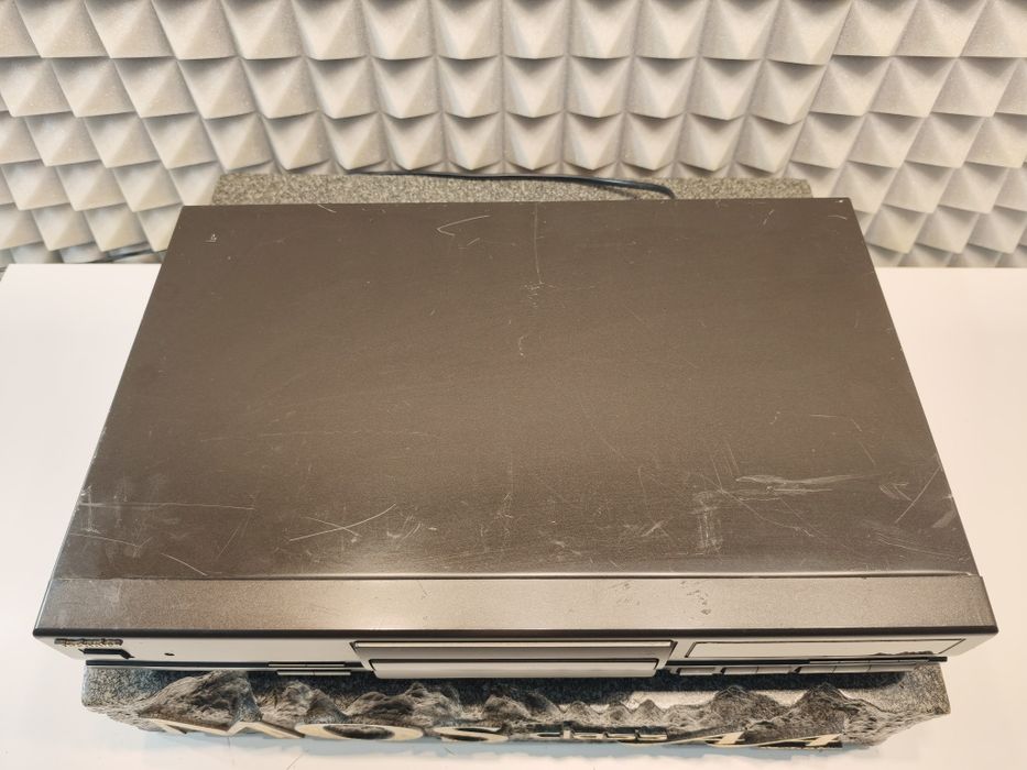 Odtwarzacz CD Technics SL PG 390