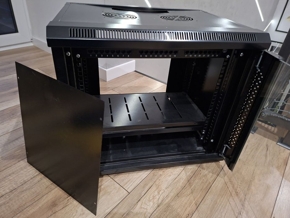 Szafka Rack, szafa internetowa, patchpanel
