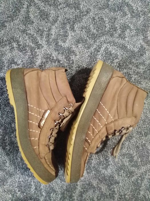 Жіночі черевики  38 розмір