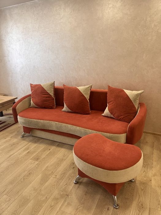 Диван у вітальню/дитячу