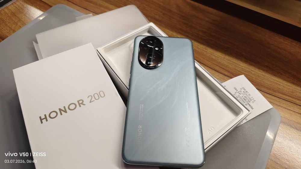 Honor 200 gwarancja 24m,komplet sprzedaż ,zamiana.
