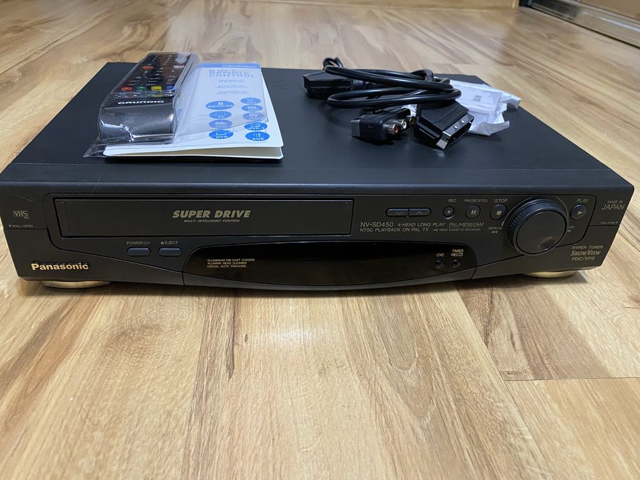 Panasonic NV-SD450+nowy pilot 8w1+stan b. dobry-podłączenie przez HDMI