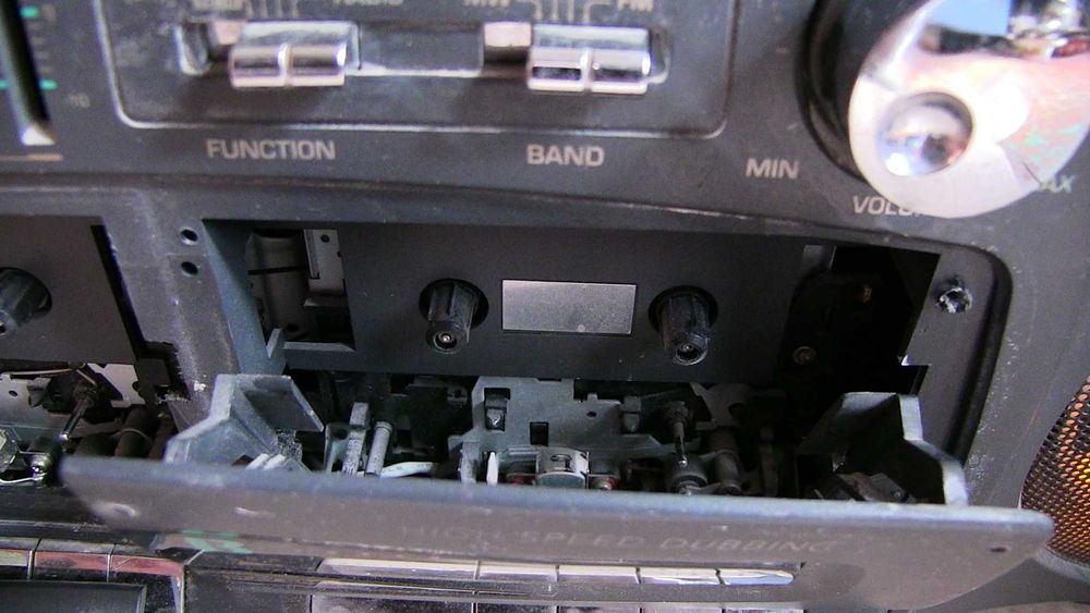 Магнитола Fast  магнитофон радиоприемник