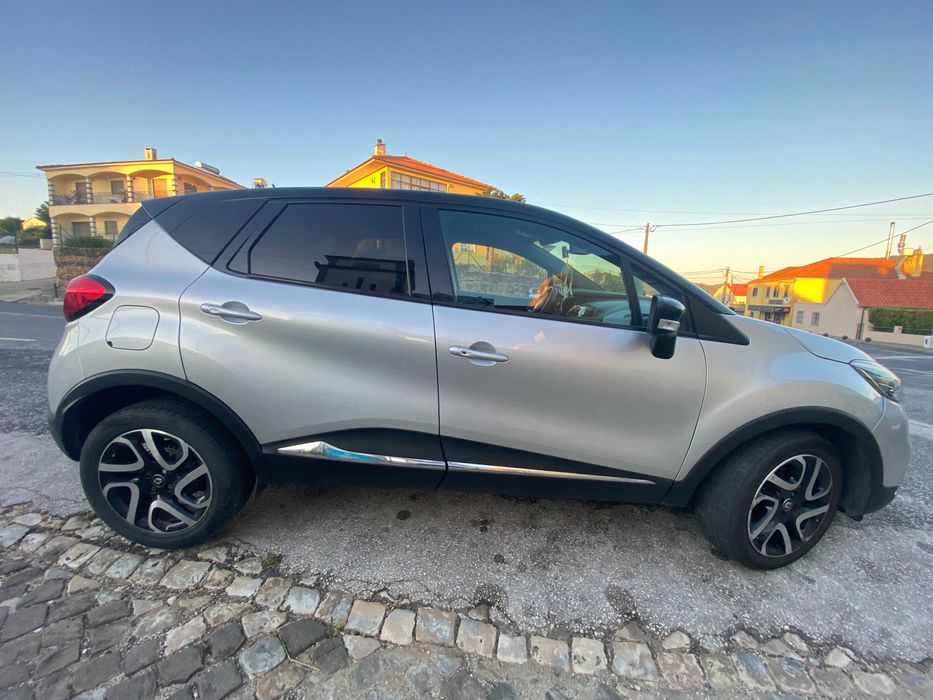 Renault Captur 1.5 DCI de 110 cavalos Versão Exclusive
