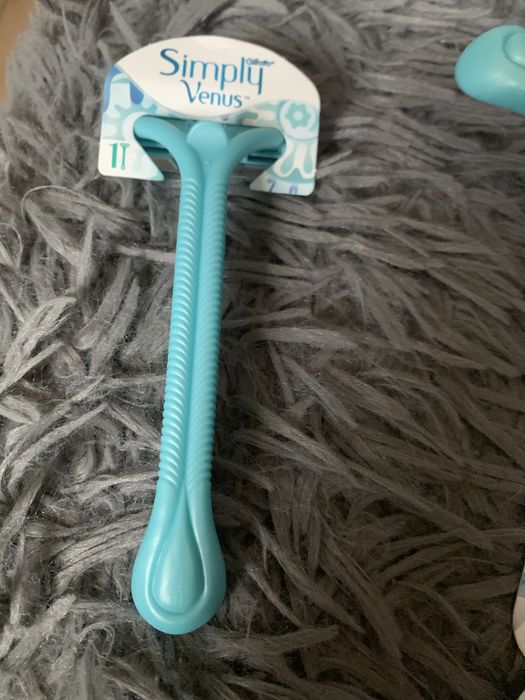 Maszynki do golenia gillette simply venus