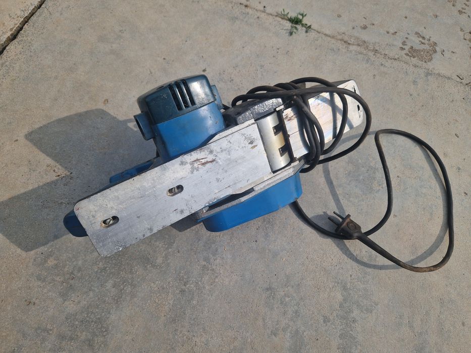 Електро рубанок в чудовому стані, прекрасно працює